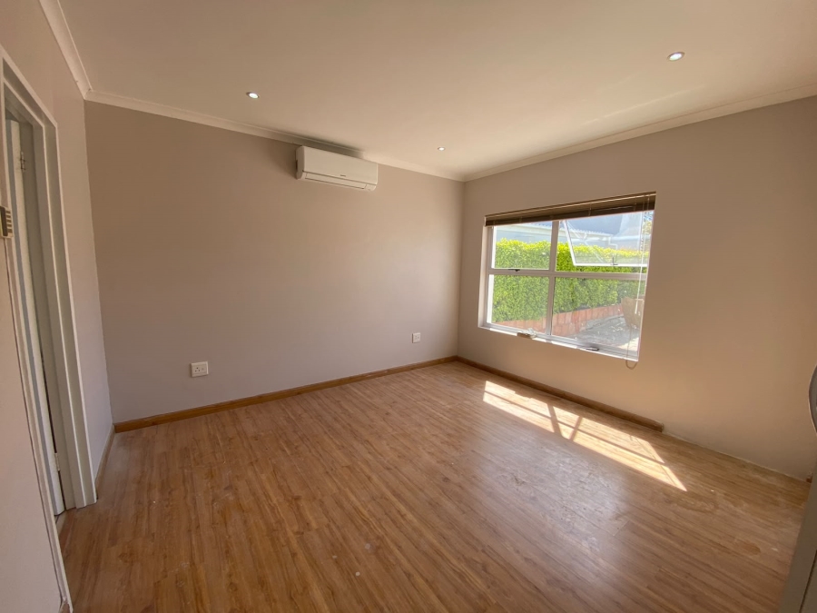 To Let 3 Bedroom Property for Rent in Parklands Western Cape